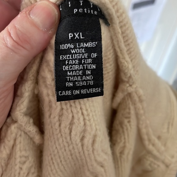 Carole Little Petite 22”bust 21” length petite hooded 💯 %LAMB’SWOOL - Picture 6 of 10